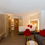 Elements Christlessee 4*