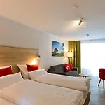 Elements Christlessee 4*