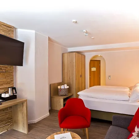 Elements Christlessee