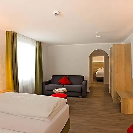Elements Christlessee 4*