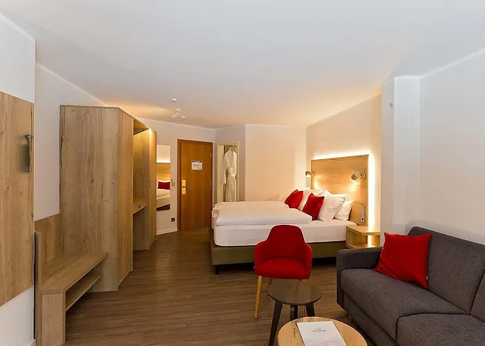 Elements Christlessee 4*